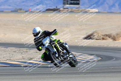 media/Jan-08-2022-SoCal Trackdays (Sat) [[1ec2777125]]/Turn 4 (1145am)/